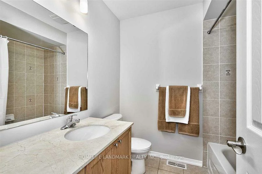 93, Georgian, 1015 - RO River Oaks, Oakville