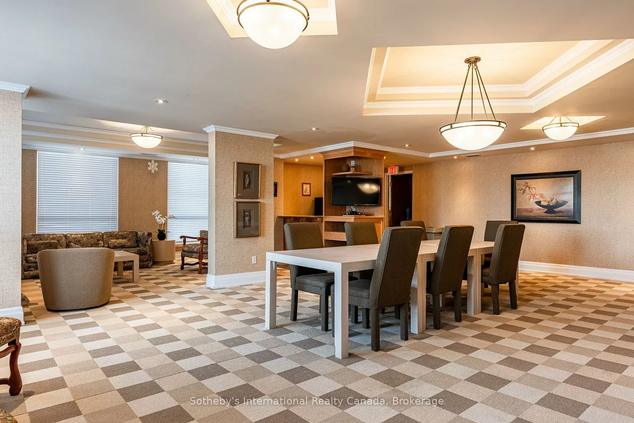 50, Old Mill, 1014 - QE Queen Elizabeth, Oakville