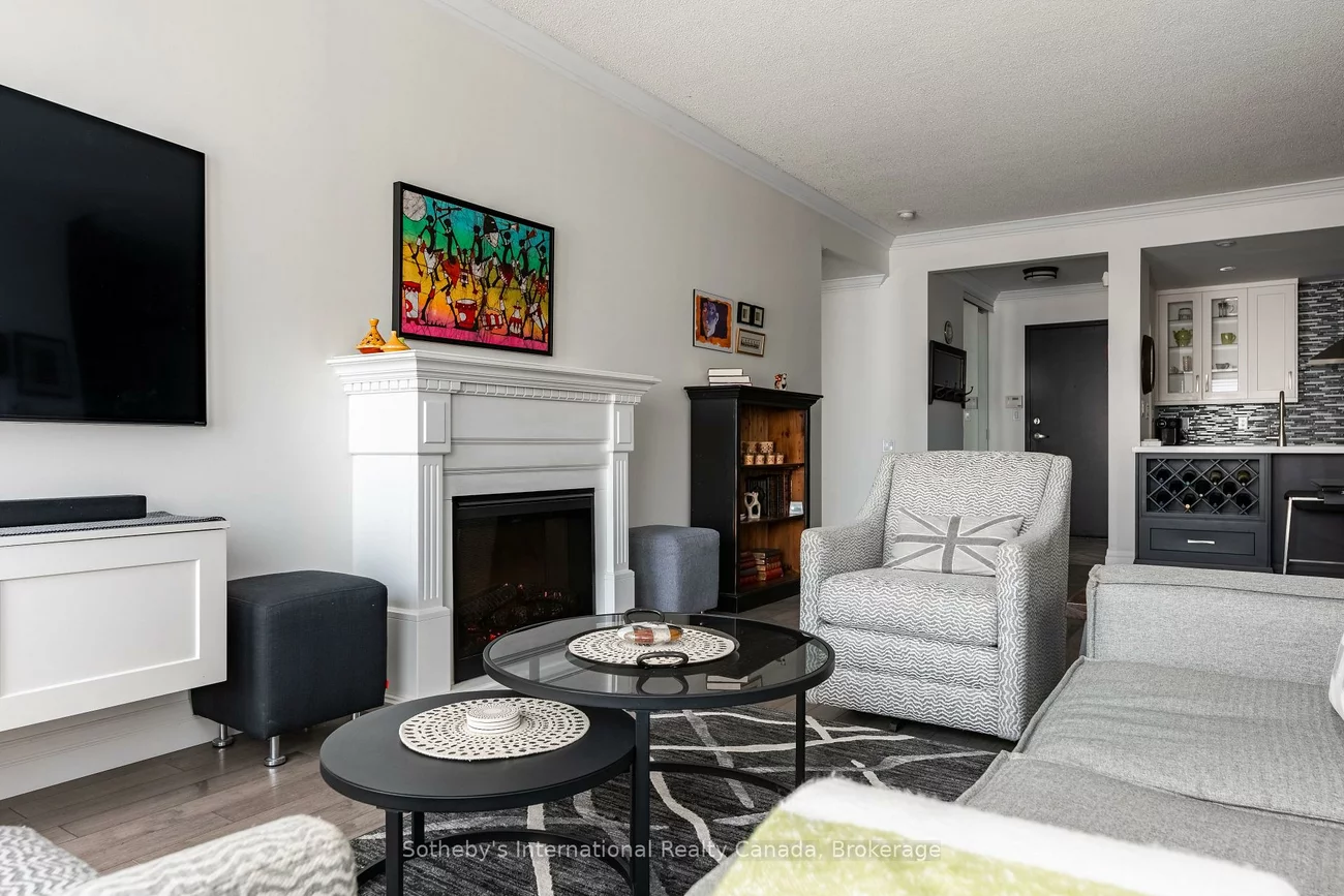 50, Old Mill, 1014 - QE Queen Elizabeth, Oakville