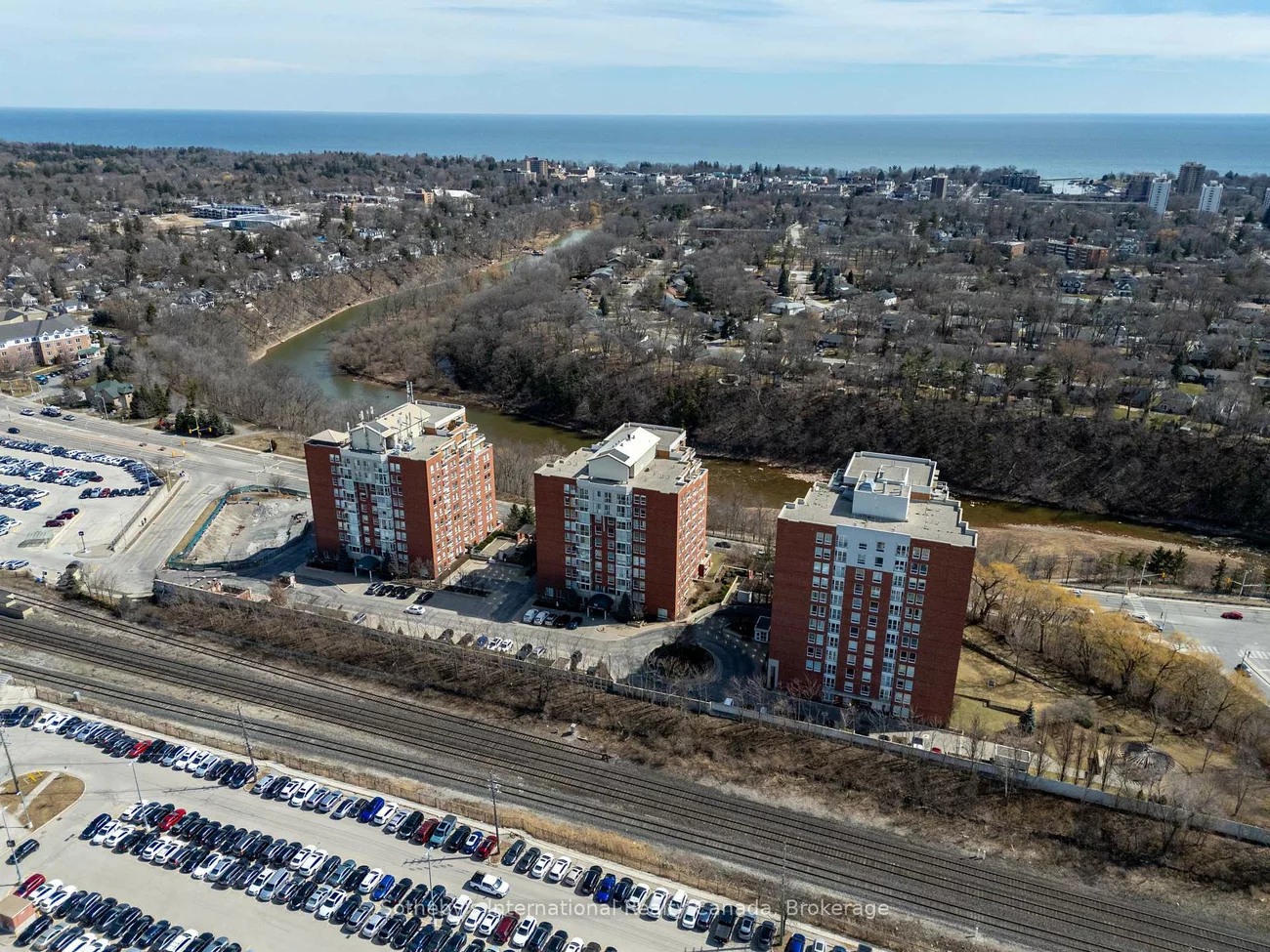 50, Old Mill, 1014 - QE Queen Elizabeth, Oakville