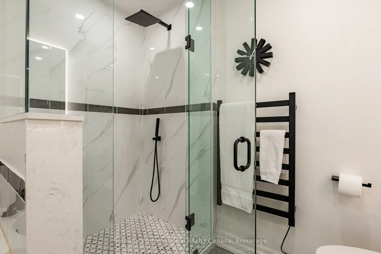50, Old Mill, 1014 - QE Queen Elizabeth, Oakville