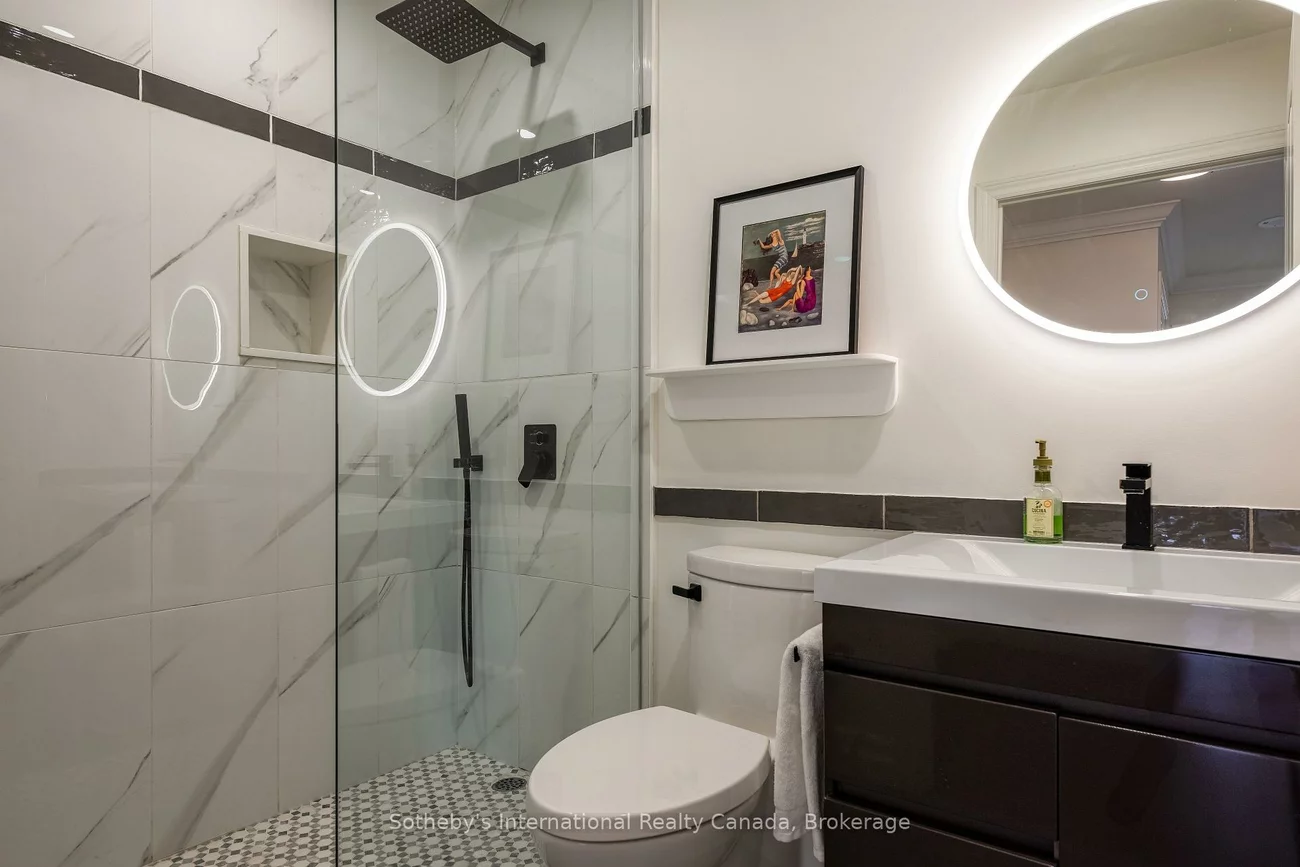 50, Old Mill, 1014 - QE Queen Elizabeth, Oakville