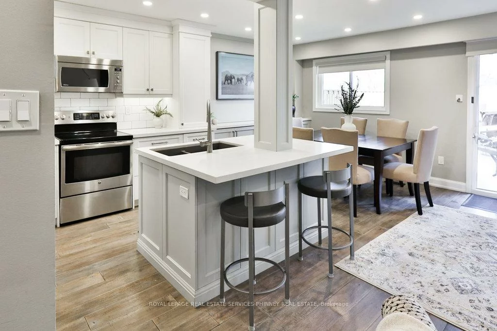 1558, Lancaster, 1005 - FA Falgarwood, Oakville