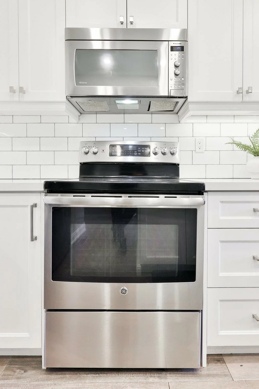 1558, Lancaster, 1005 - FA Falgarwood, Oakville
