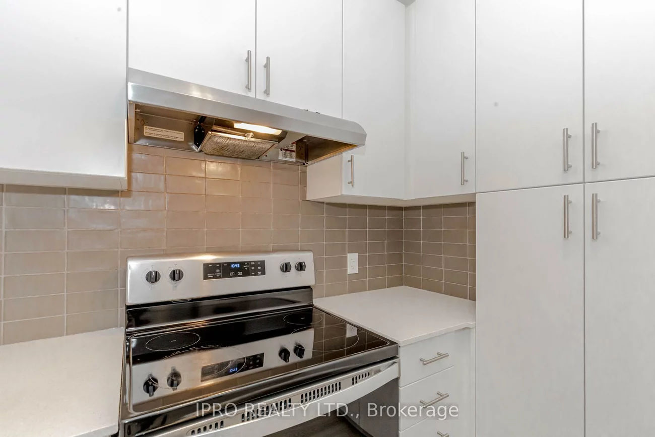3220, William Coltson, 1010 - JM Joshua Meadows, Oakville