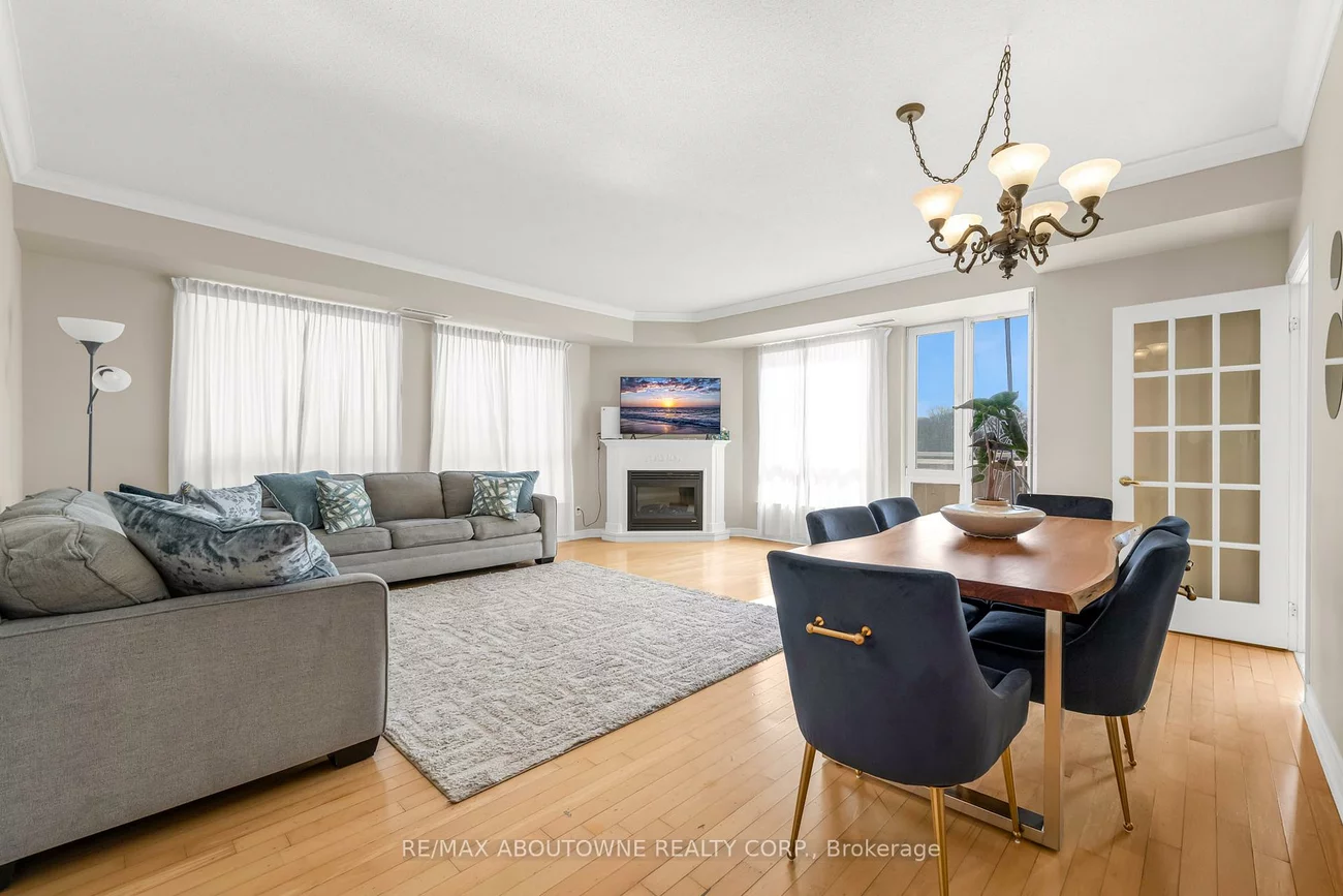 60, Old Mill, 1014 - QE Queen Elizabeth, Oakville