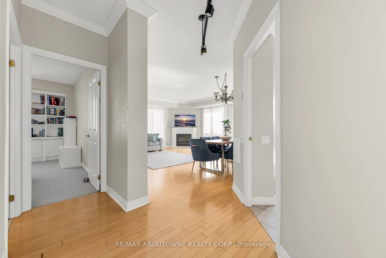 60, Old Mill, 1014 - QE Queen Elizabeth, Oakville