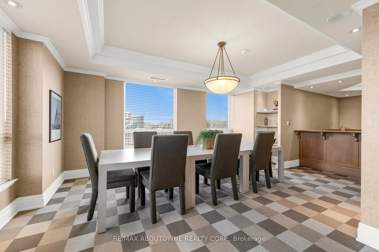 60, Old Mill, 1014 - QE Queen Elizabeth, Oakville