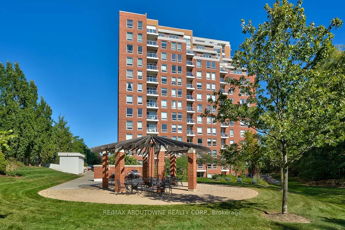 60, Old Mill, 1014 - QE Queen Elizabeth, Oakville