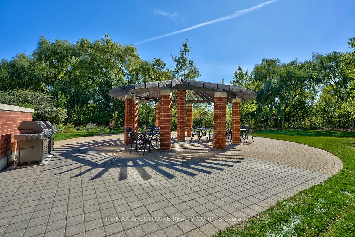 60, Old Mill, 1014 - QE Queen Elizabeth, Oakville