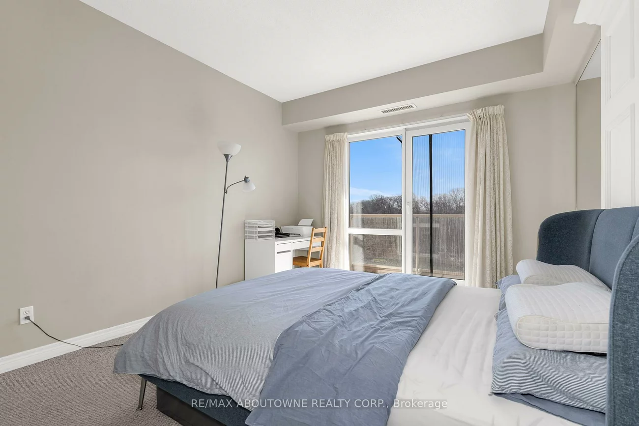 60, Old Mill, 1014 - QE Queen Elizabeth, Oakville