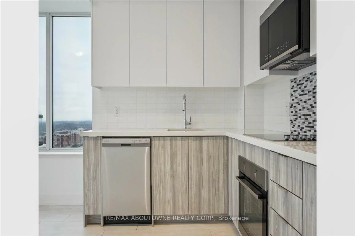 297, Oak Walk, 1015 - RO River Oaks, Oakville