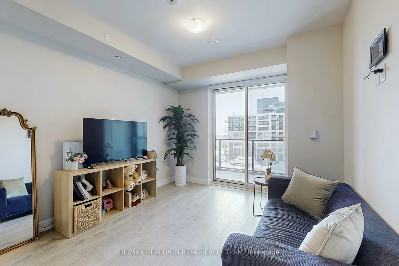 3220, William Coltson, 1010 - JM Joshua Meadows, Oakville
