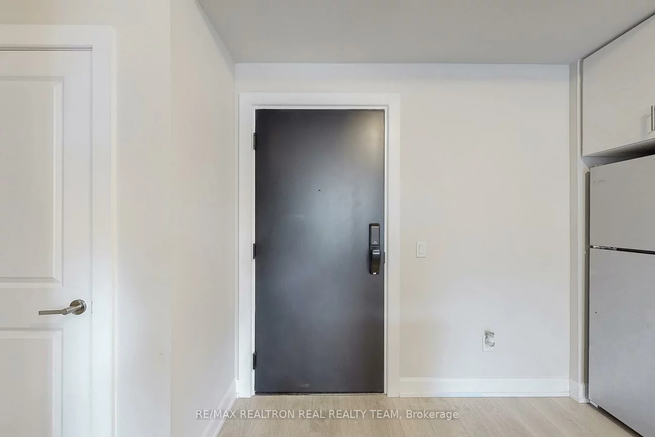 3220, William Coltson, 1010 - JM Joshua Meadows, Oakville