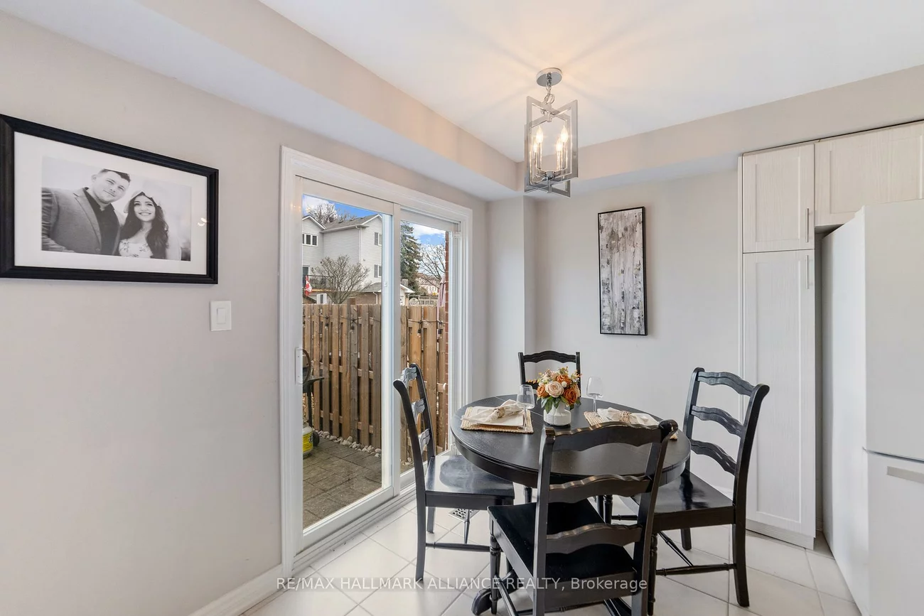 2350, Grand Ravine, 1015 - RO River Oaks, Oakville