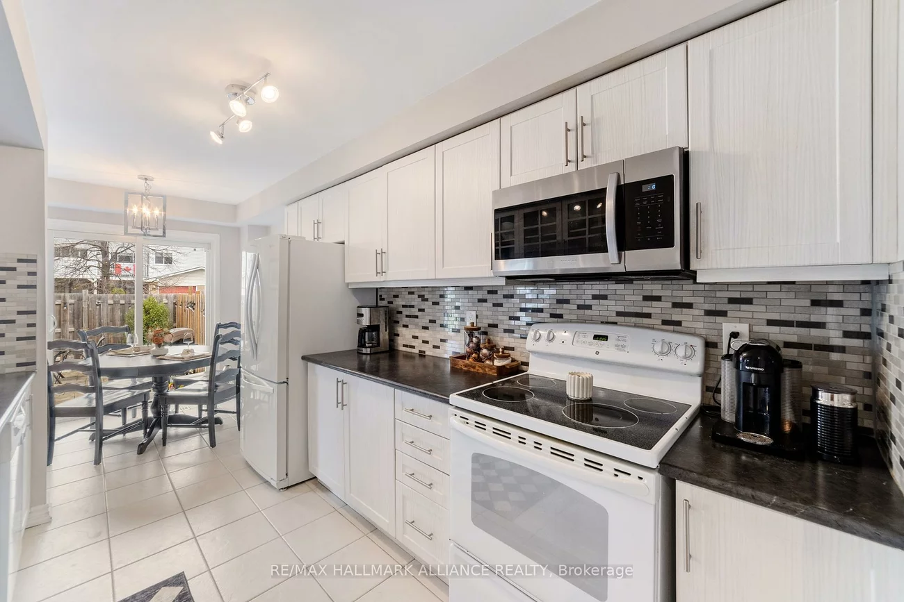 2350, Grand Ravine, 1015 - RO River Oaks, Oakville