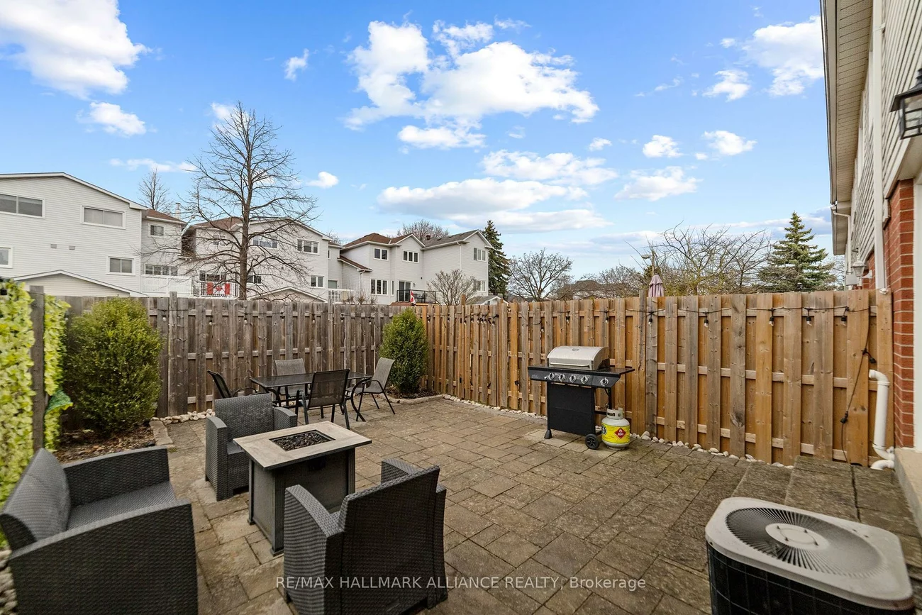 2350, Grand Ravine, 1015 - RO River Oaks, Oakville
