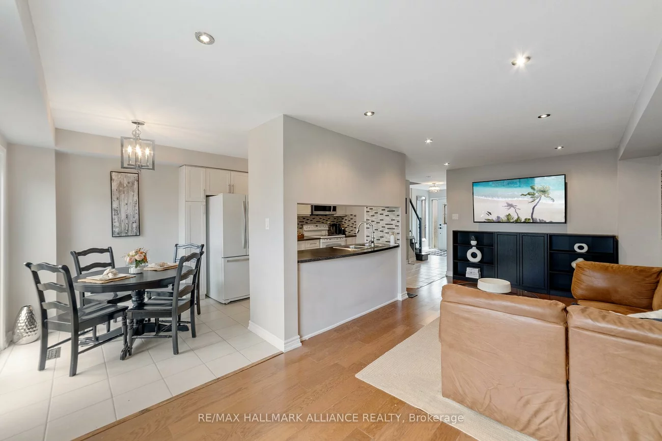 2350, Grand Ravine, 1015 - RO River Oaks, Oakville