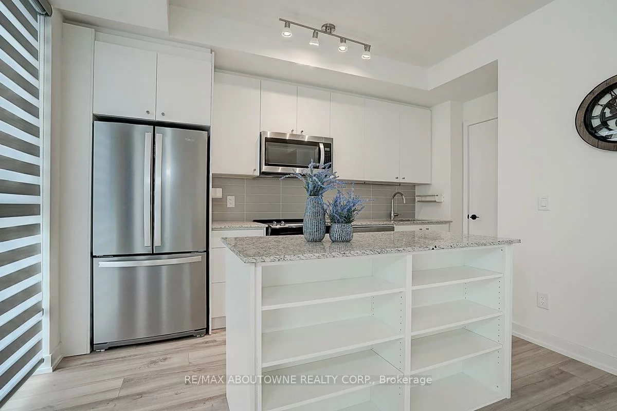 335, Wheat Boom, 1010 - JM Joshua Meadows, Oakville