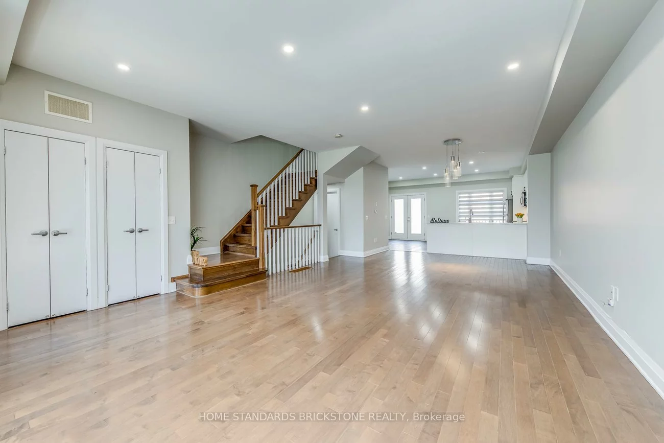 2460, Prince Michael, 1009 - JC Joshua Creek, Oakville