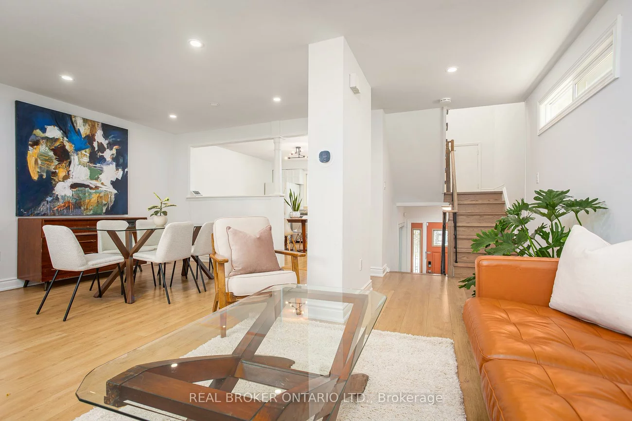 1135, McCraney, 1003 - CP College Park, Oakville