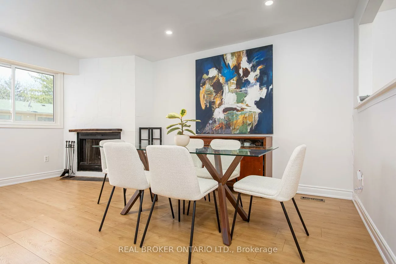 1135, McCraney, 1003 - CP College Park, Oakville