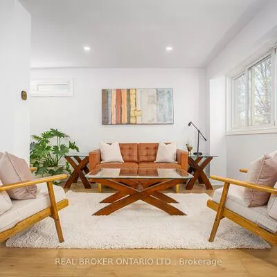 1135, McCraney, 1003 - CP College Park, Oakville