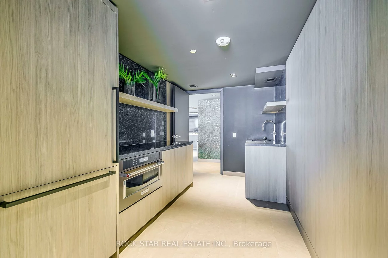 405, Dundas, 1008 - GO Glenorchy, Oakville