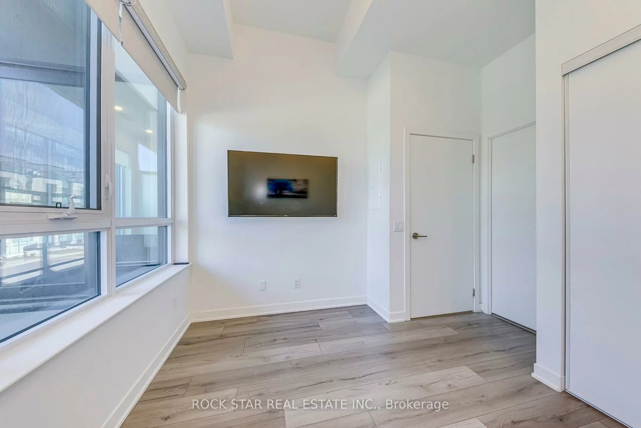 405, Dundas, 1008 - GO Glenorchy, Oakville