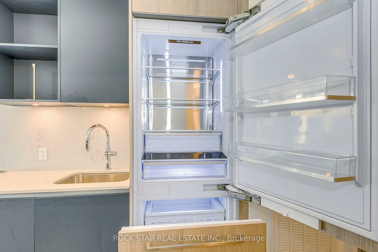 405, Dundas, 1008 - GO Glenorchy, Oakville
