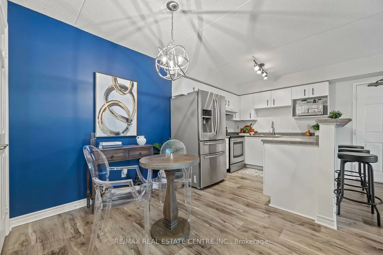1440, Bishops, 1007 - GA Glen Abbey, Oakville