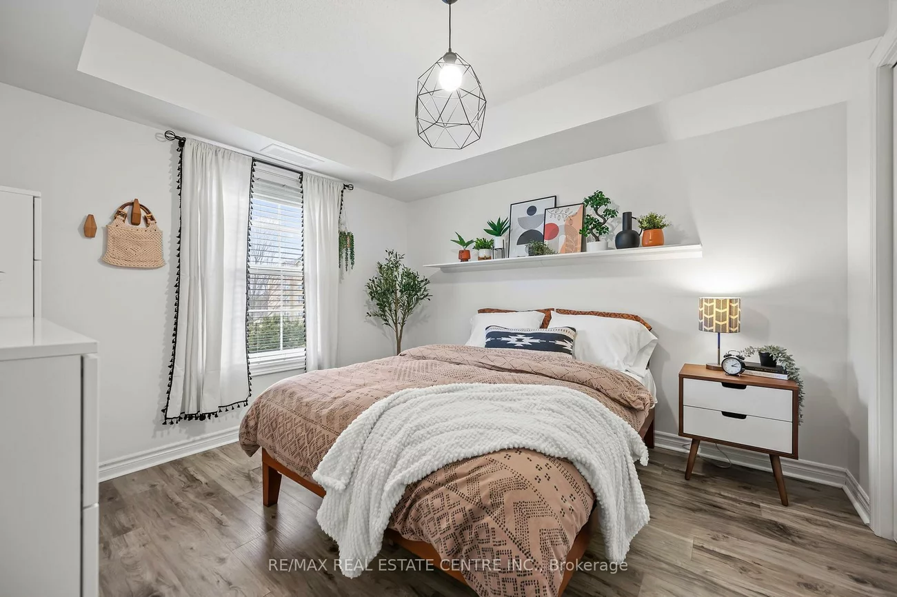 1440, Bishops, 1007 - GA Glen Abbey, Oakville