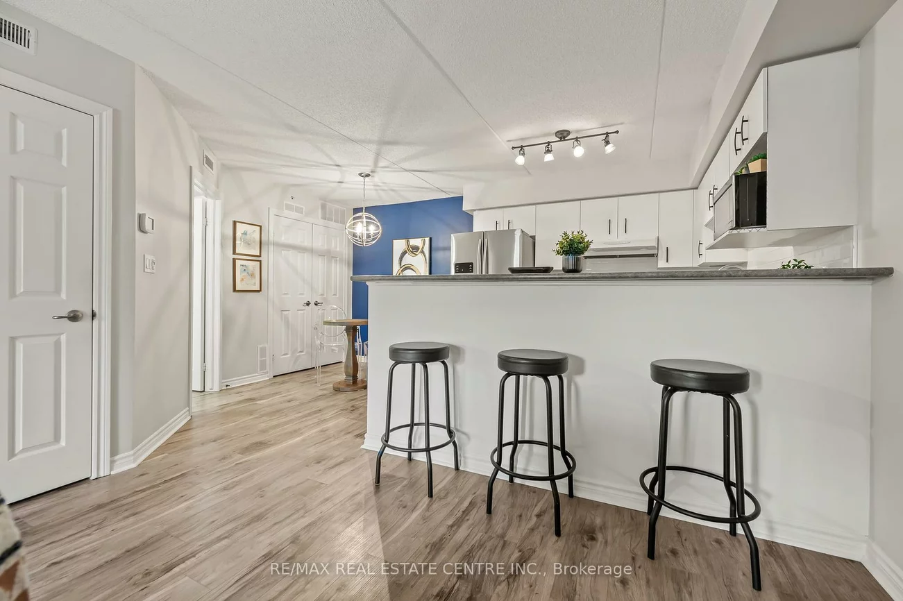 1440, Bishops, 1007 - GA Glen Abbey, Oakville