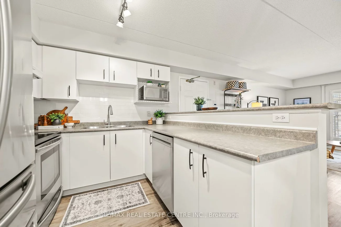 1440, Bishops, 1007 - GA Glen Abbey, Oakville