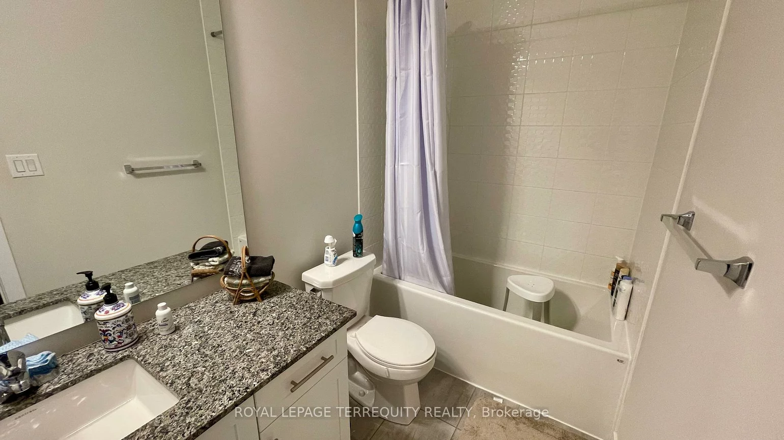 150, Oak Park, 1015 - RO River Oaks, Oakville