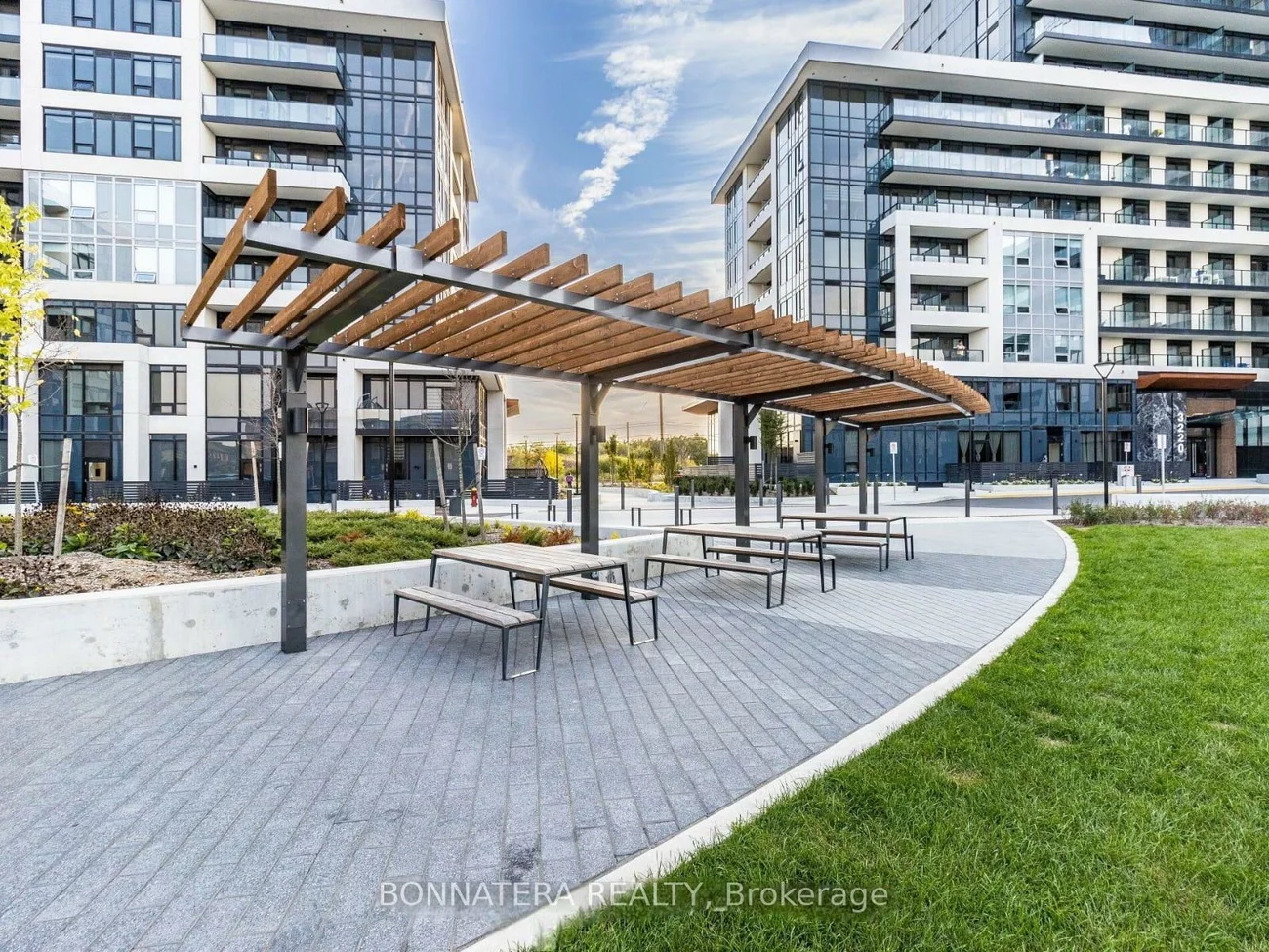 3200, WILLIAM COLTSON, 1010 - JM Joshua Meadows, Oakville