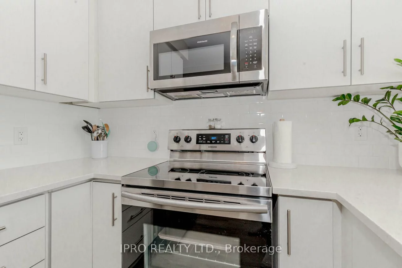 128, Grovewood Common, 1008 - GO Glenorchy, Oakville