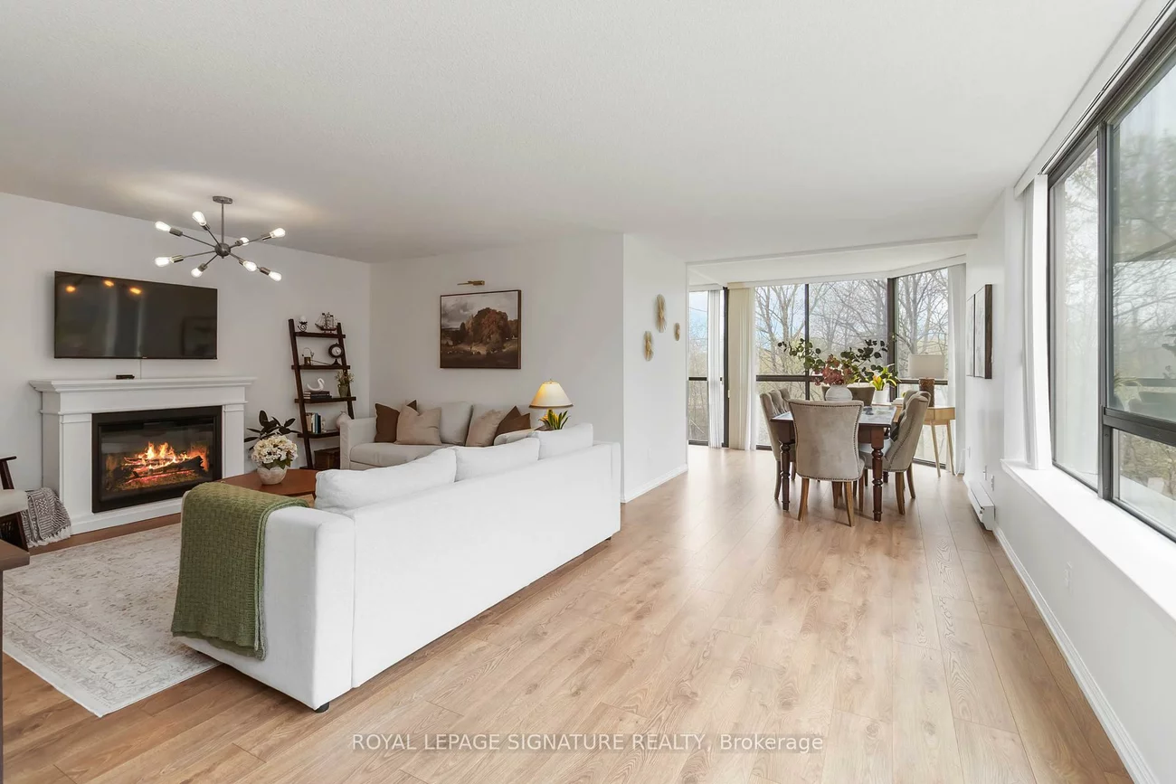 1230, Marlborough, 1003 - CP College Park, Oakville