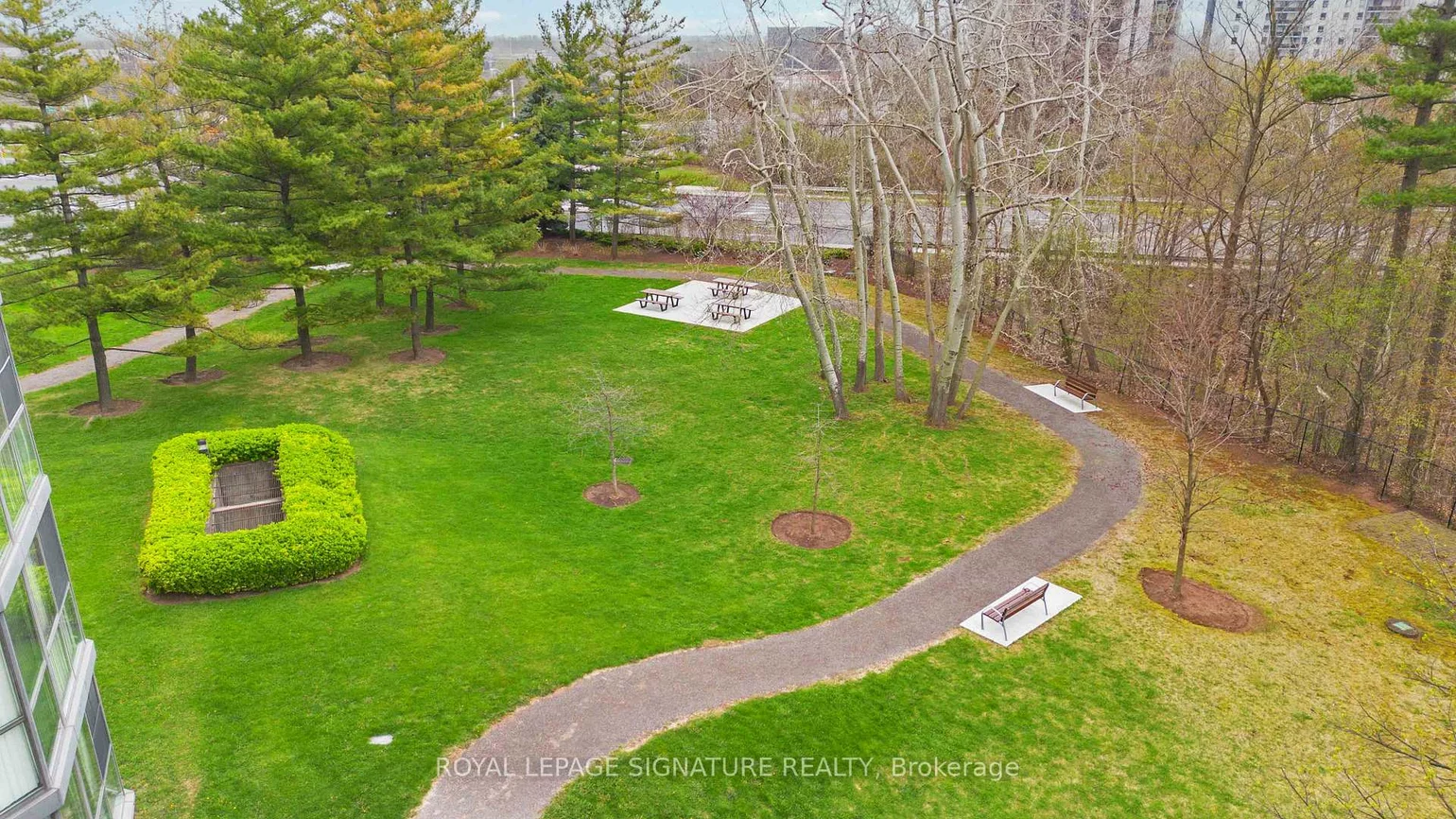 1230, Marlborough, 1003 - CP College Park, Oakville