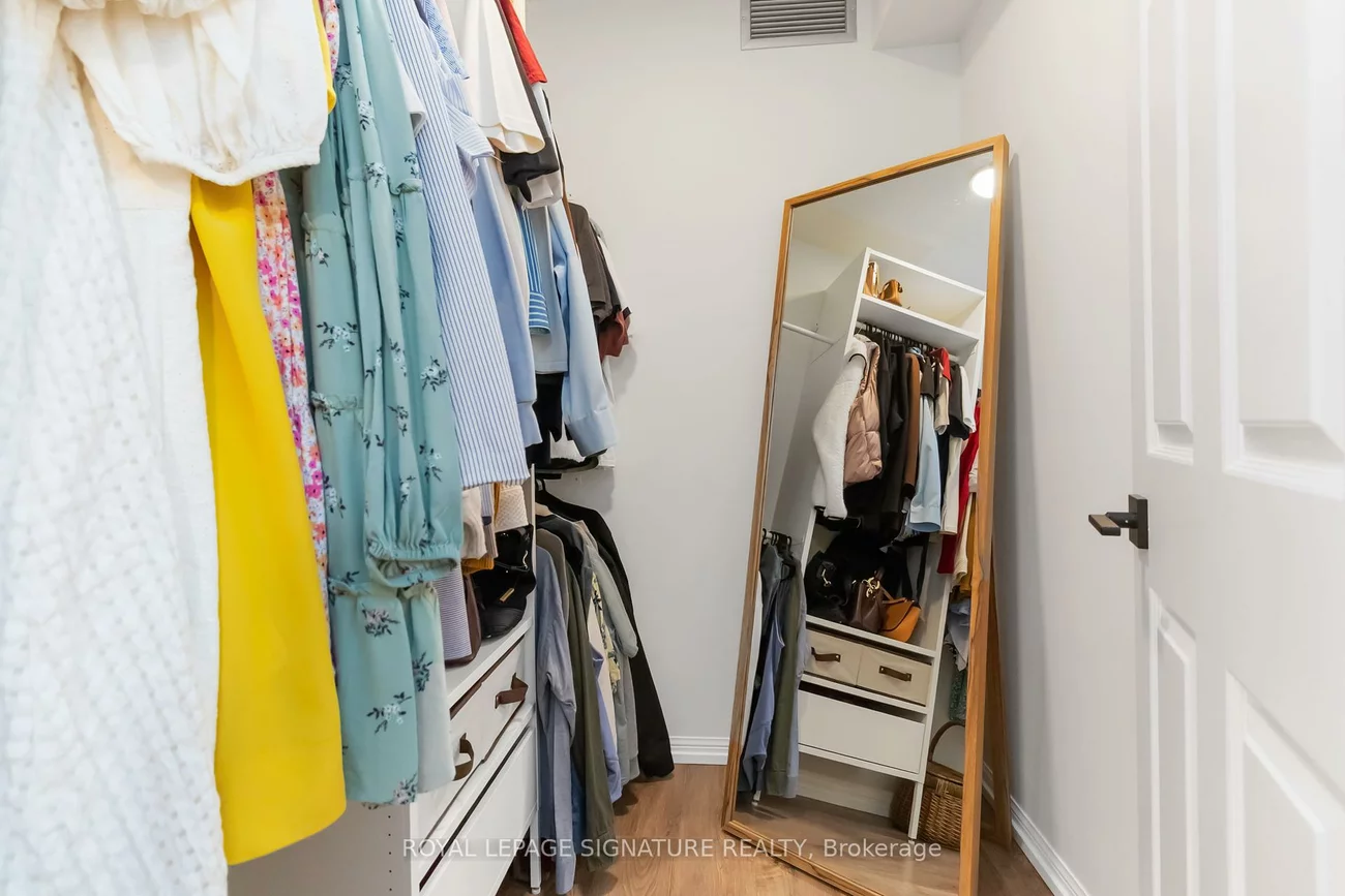 1230, Marlborough, 1003 - CP College Park, Oakville