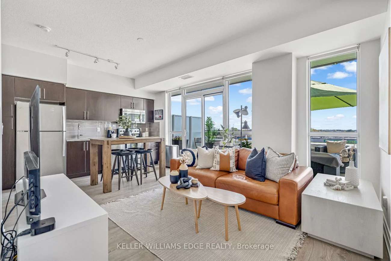 65, Speers, 1002 - CO Central, Oakville
