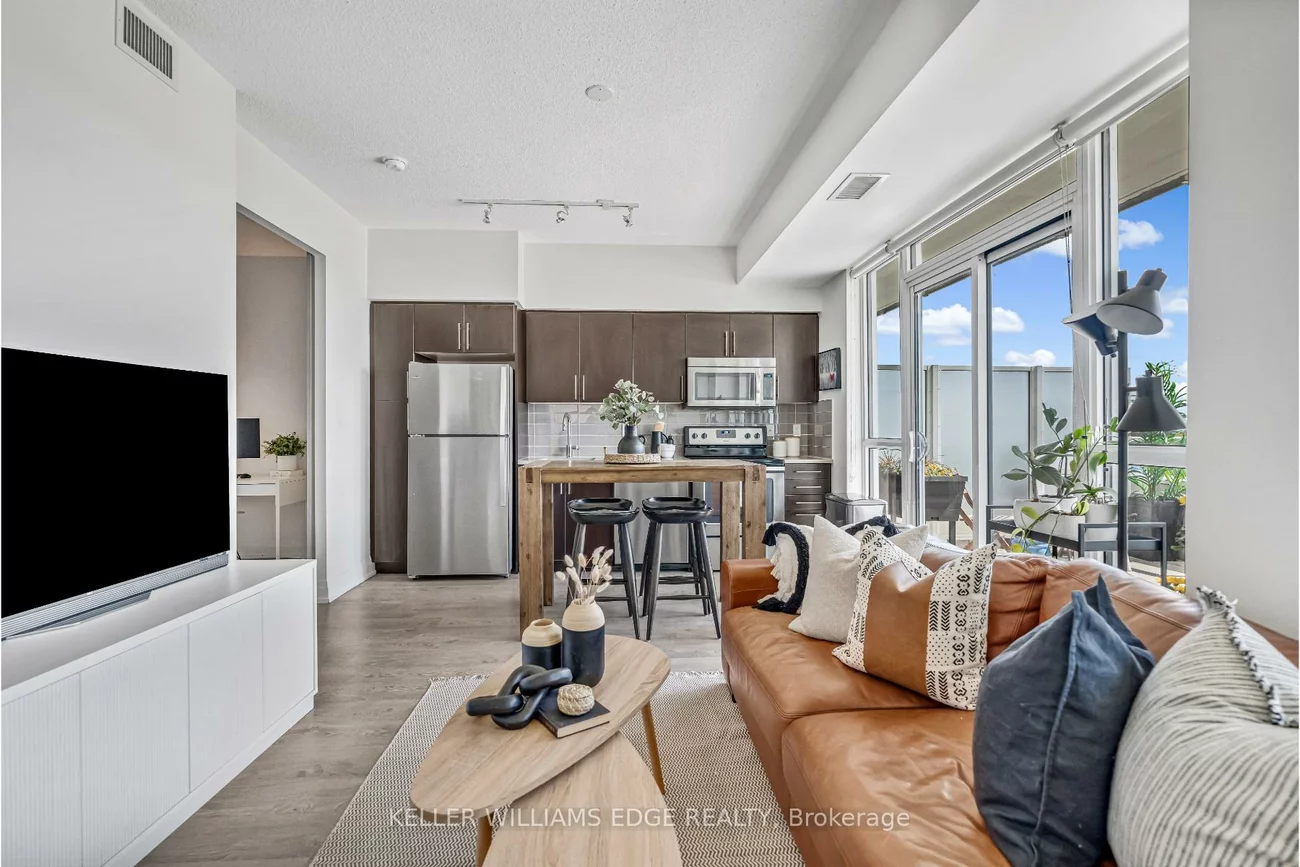 65, Speers, 1002 - CO Central, Oakville