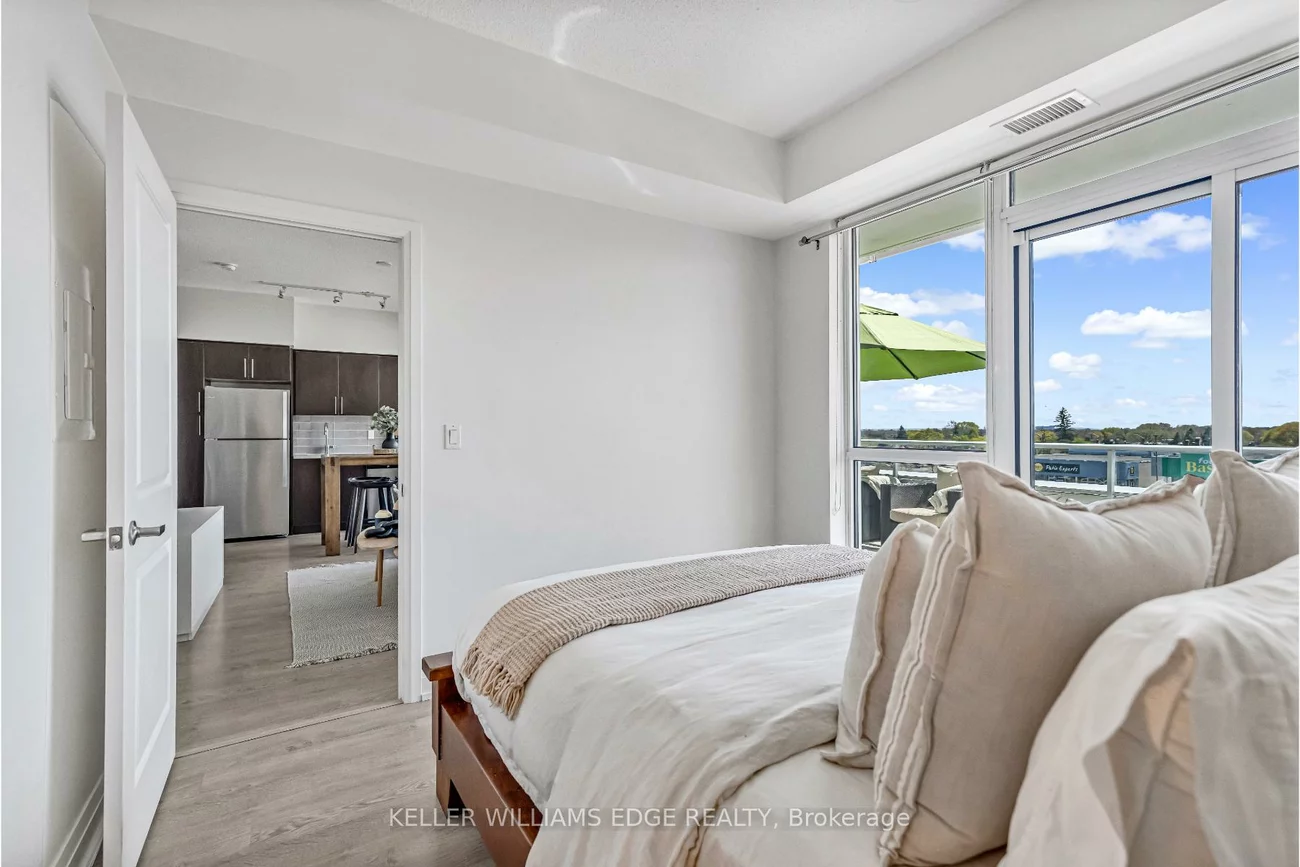 65, Speers, 1002 - CO Central, Oakville