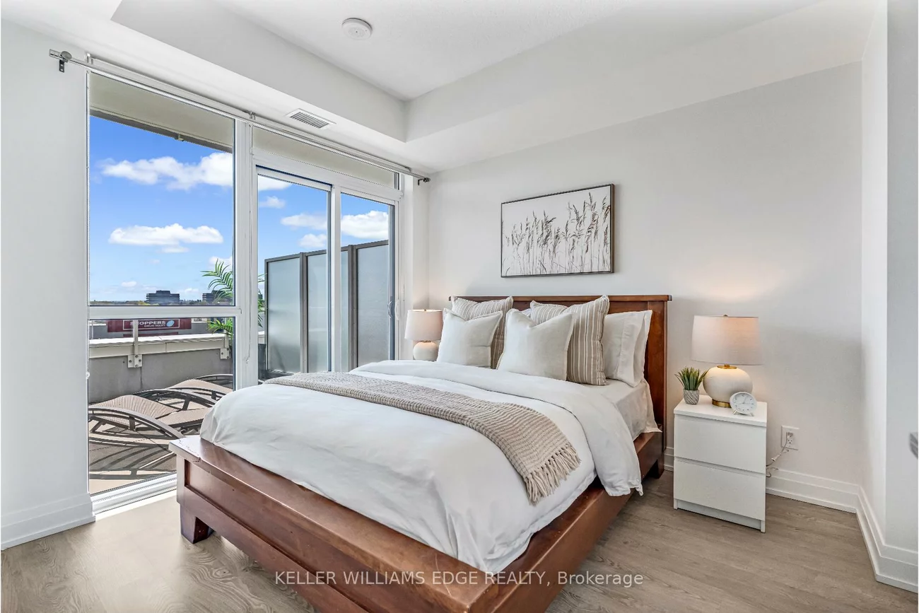 65, Speers, 1002 - CO Central, Oakville