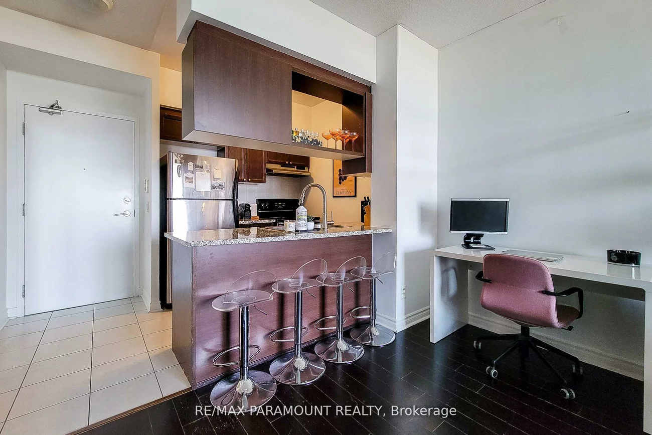 2325, Central Park, 1015 - RO River Oaks, Oakville