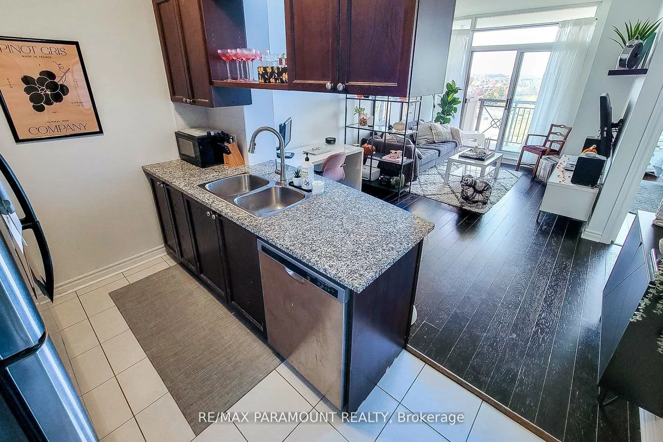 2325, Central Park, 1015 - RO River Oaks, Oakville