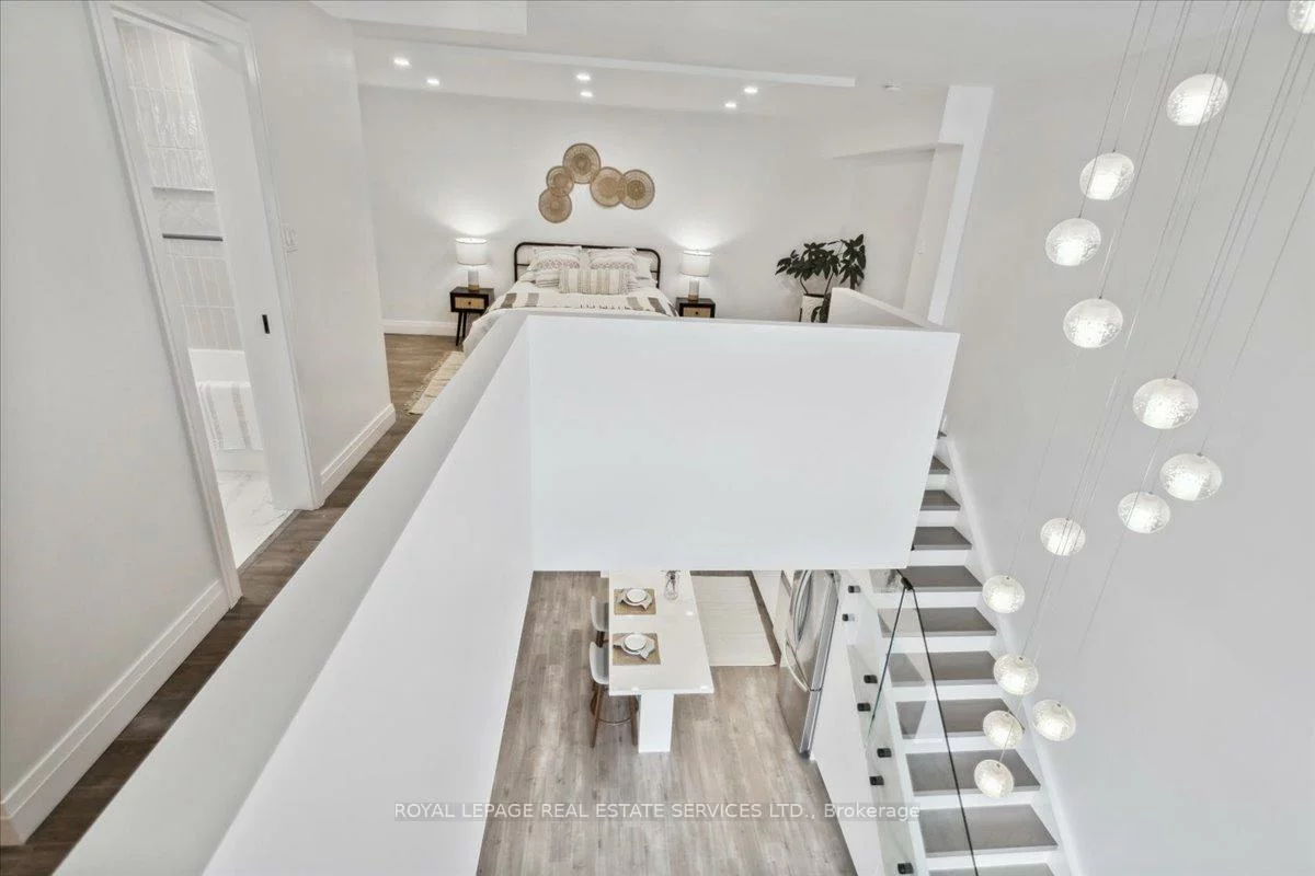 185, Robinson, 1013 - OO Old Oakville, Oakville