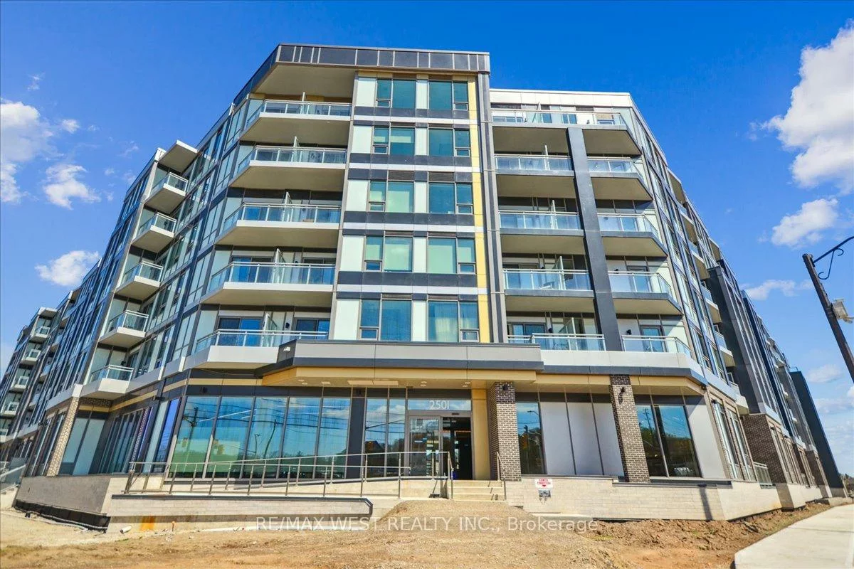 2501, Saw Whet, 1001 - BR Bronte, Oakville