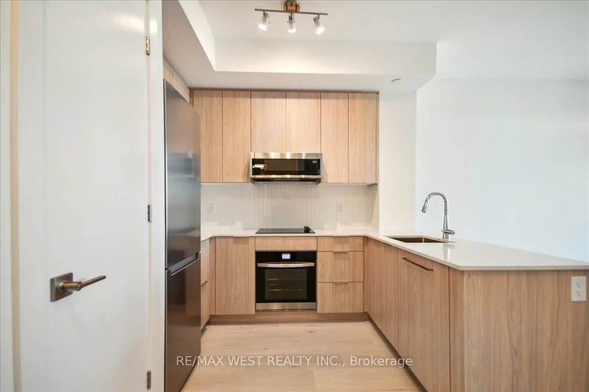 2501, Saw Whet, 1001 - BR Bronte, Oakville