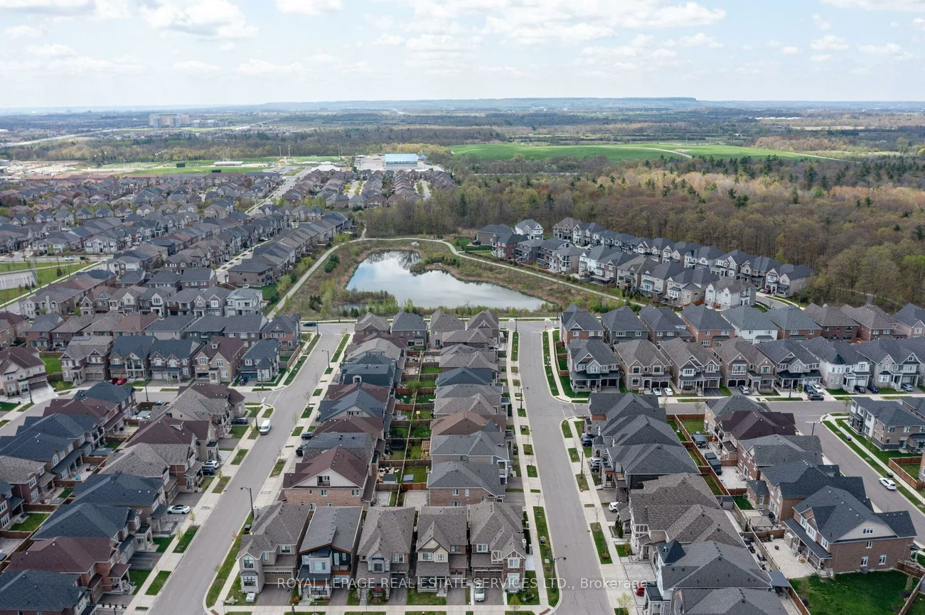 3285, Carding Mill, 1008 - GO Glenorchy, Oakville